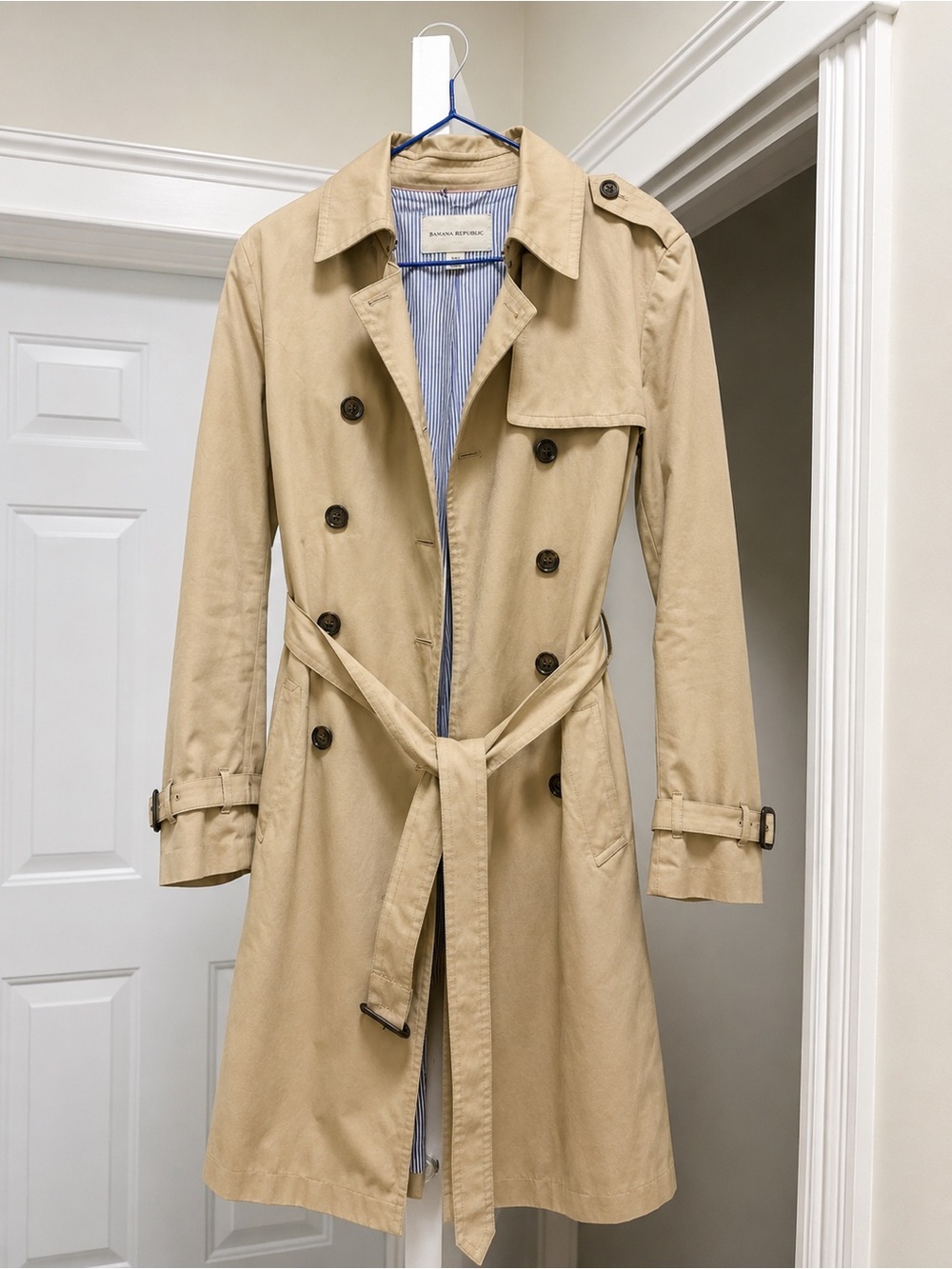Banana Republic Beige Double-Breasted Trench Coat